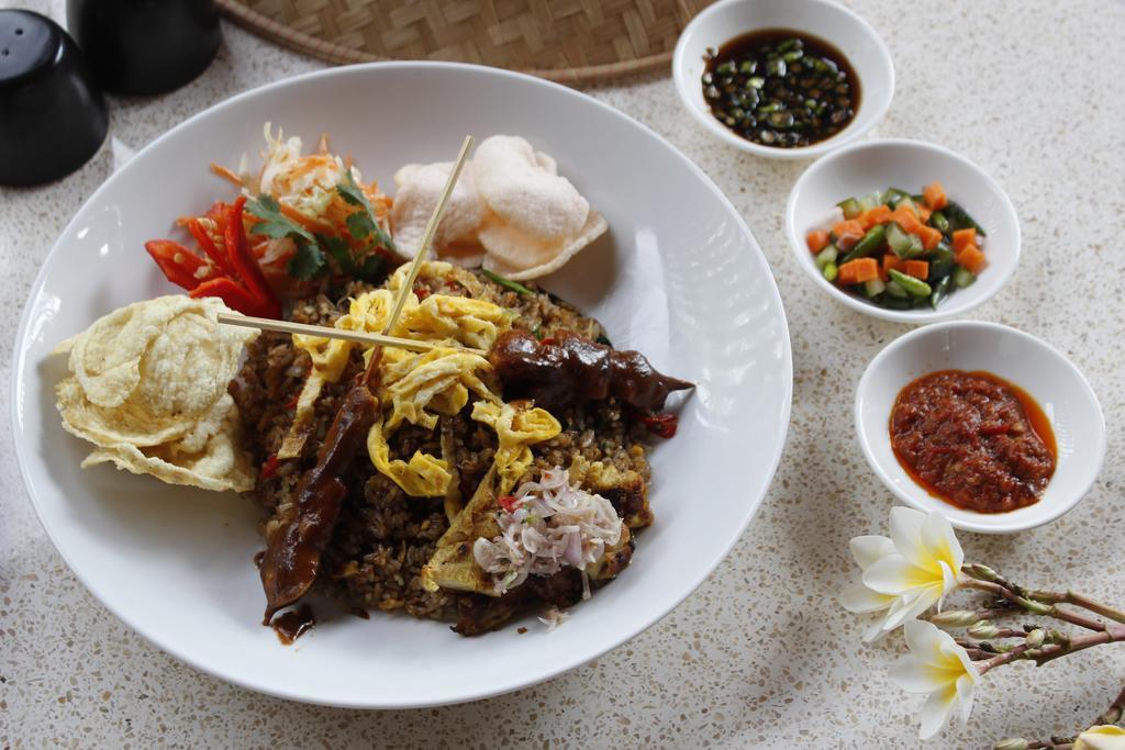 The Kayana Villa Seminyak  Luaran gambar