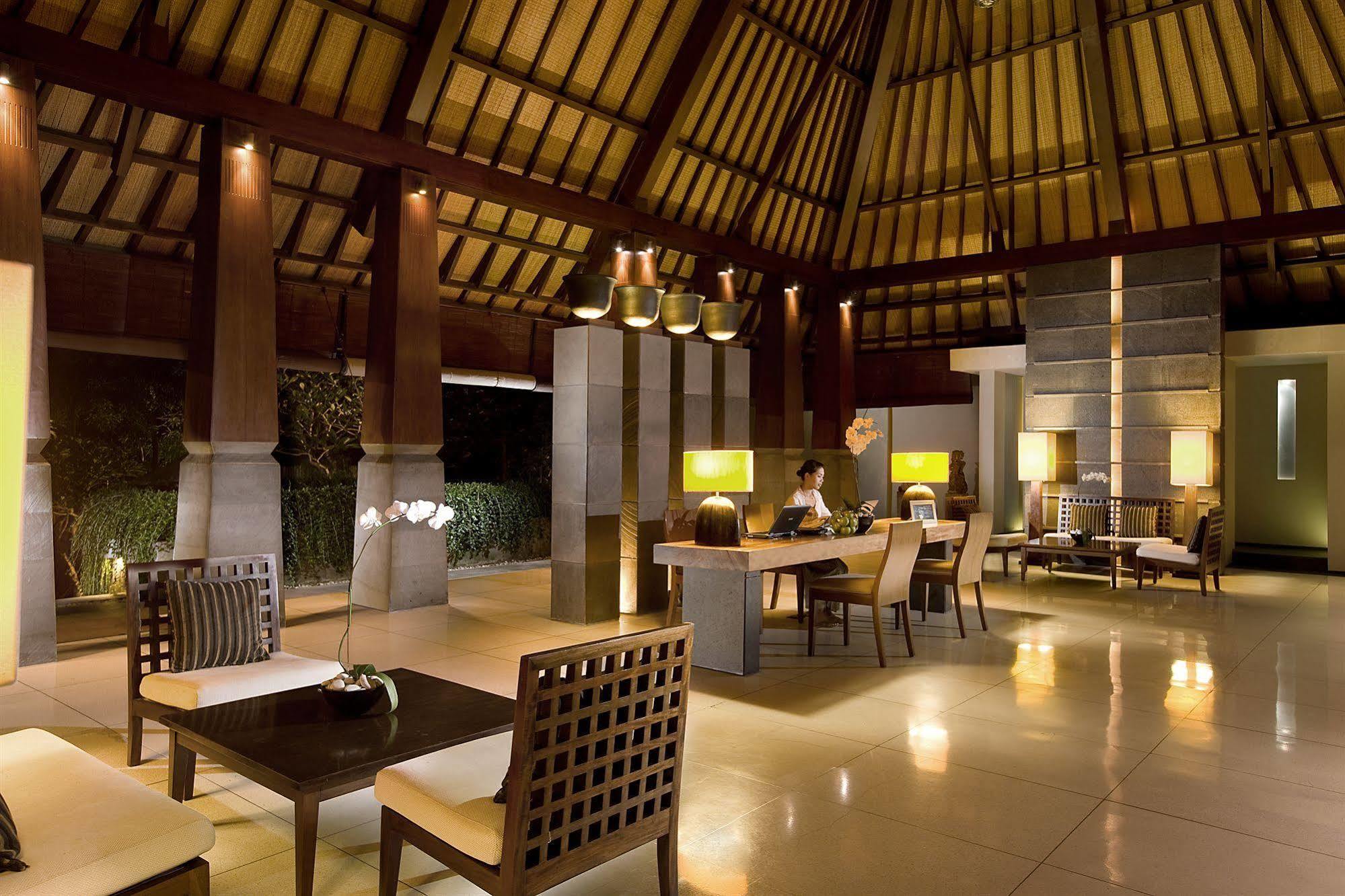 The Kayana Villa Seminyak  Luaran gambar