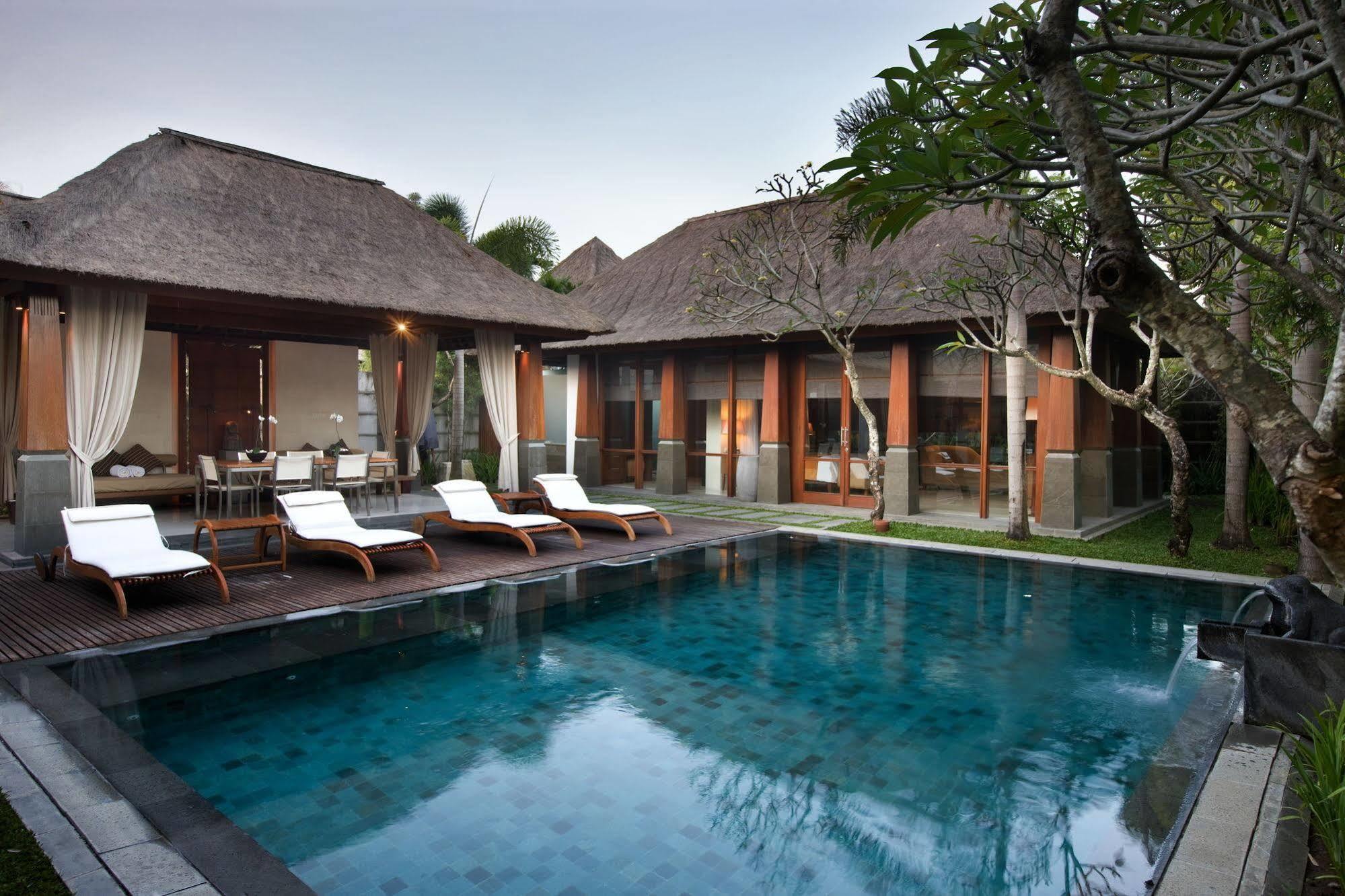 The Kayana Villa Seminyak  Luaran gambar
